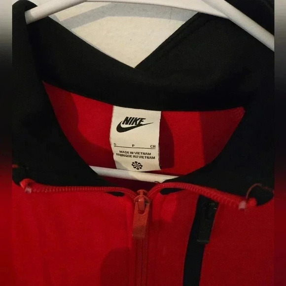 Nike Air Basketball Red Black Jacket Full Zip Peace Love DZ3074 657 Mens Small - Picture 3 of 8